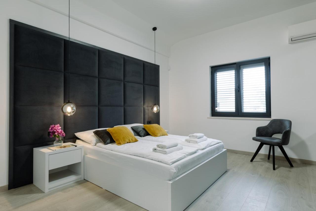 Boutique Suites Joyce Medulin With Free Parking 외부 사진