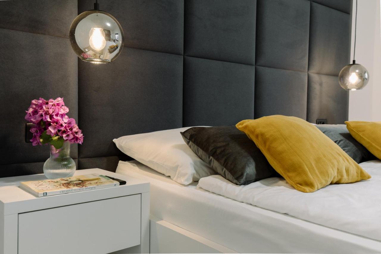 Boutique Suites Joyce Medulin With Free Parking 외부 사진