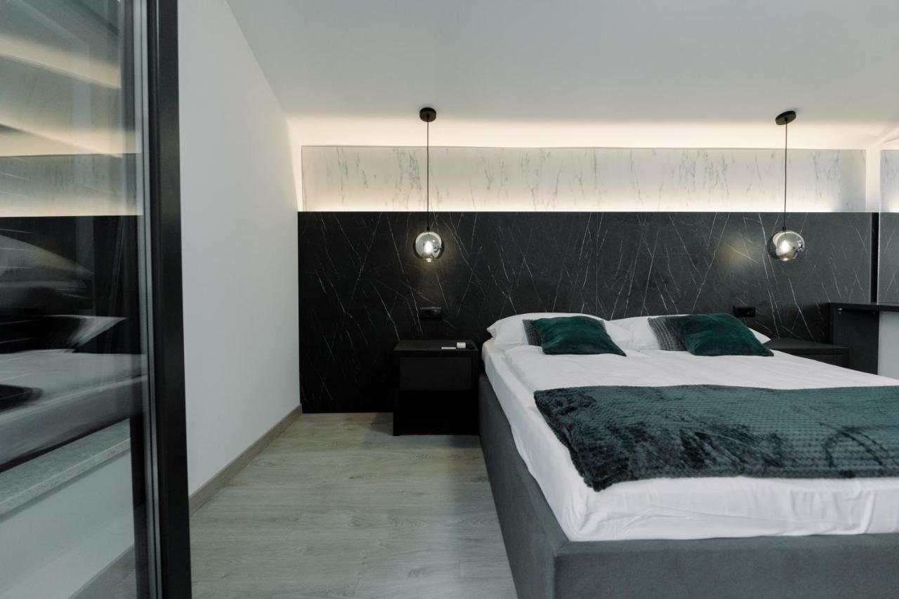 Boutique Suites Joyce Medulin With Free Parking 외부 사진