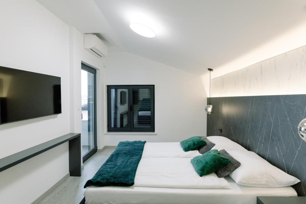 Boutique Suites Joyce Medulin With Free Parking 외부 사진