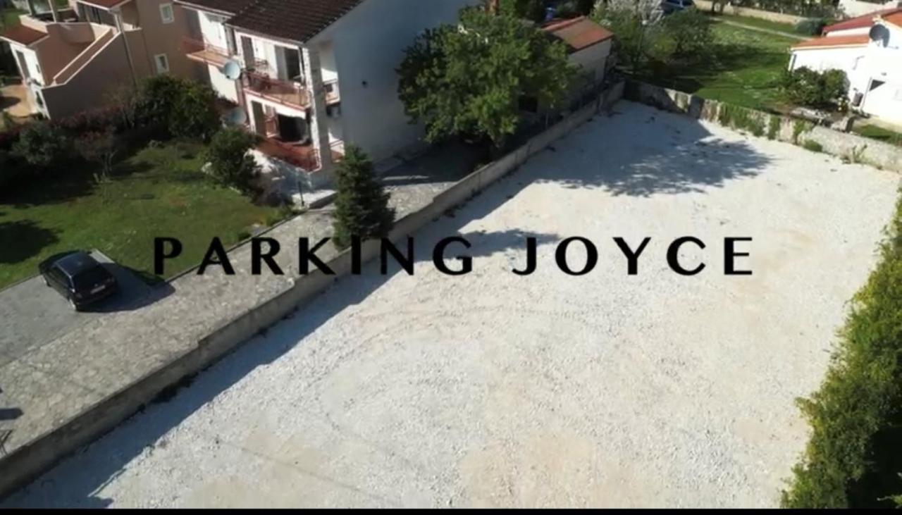 Boutique Suites Joyce Medulin With Free Parking 외부 사진